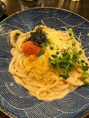 クリームうどん 牛乳：伝統と革新の融合